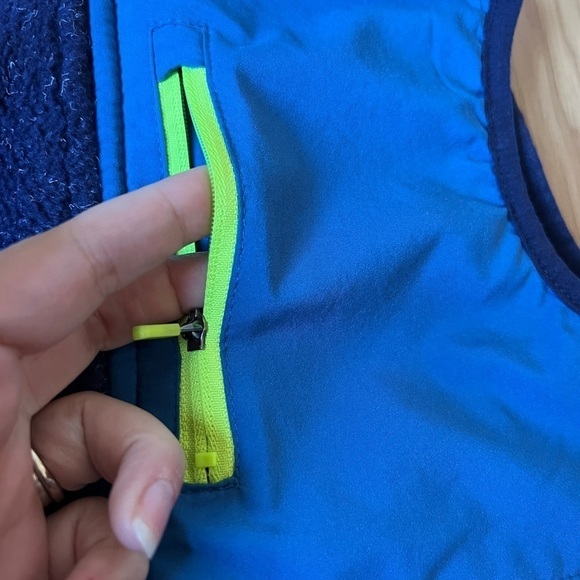 2 for $10 | Fleece Blue Adventure Vest Zip Up All in Motion Size XS (4/5) - Picture 3 of 9